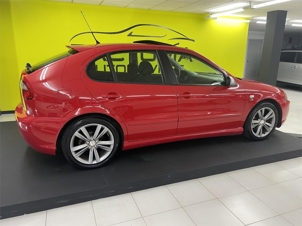 Seat - SEAT LEON de segunda en A Coruña, Pontevedra y Costa de Lugo