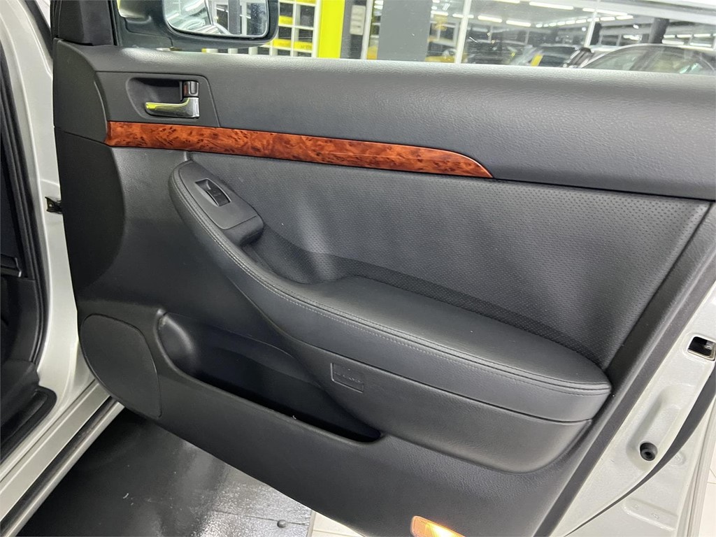 Foto 41 TOYOTA AVENSIS 