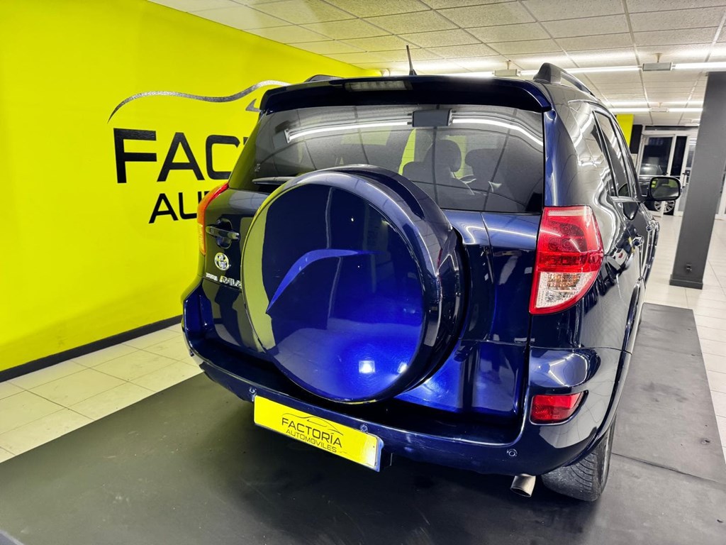 Foto 23 TOYOTA Rav4 2.2 D4D 177cv Premium