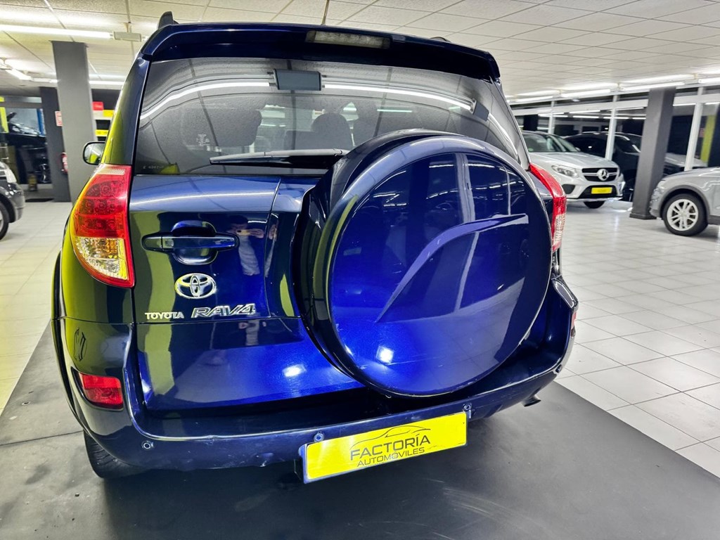 Foto 30 TOYOTA Rav4 2.2 D4D 177cv Premium