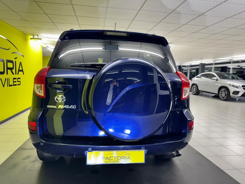 Foto 31 TOYOTA Rav4 2.2 D4D 177cv Premium