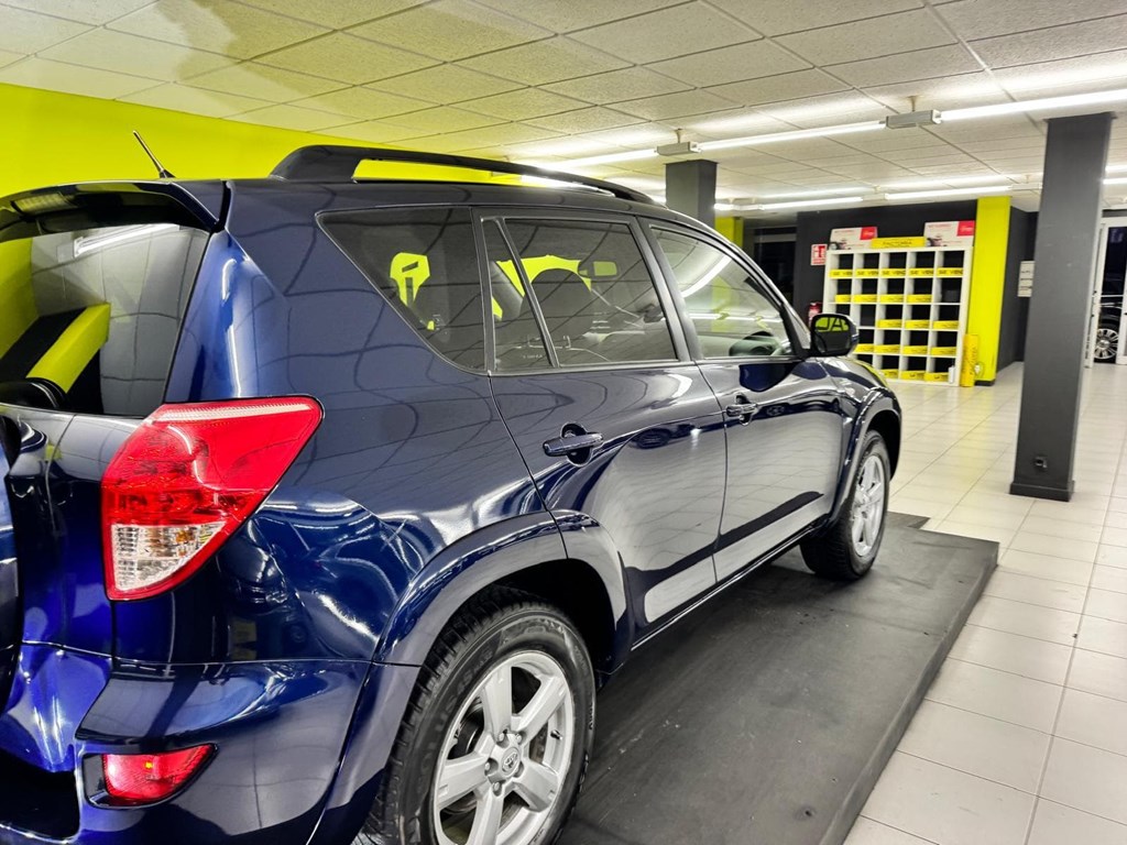 Foto 33 TOYOTA Rav4 2.2 D4D 177cv Premium