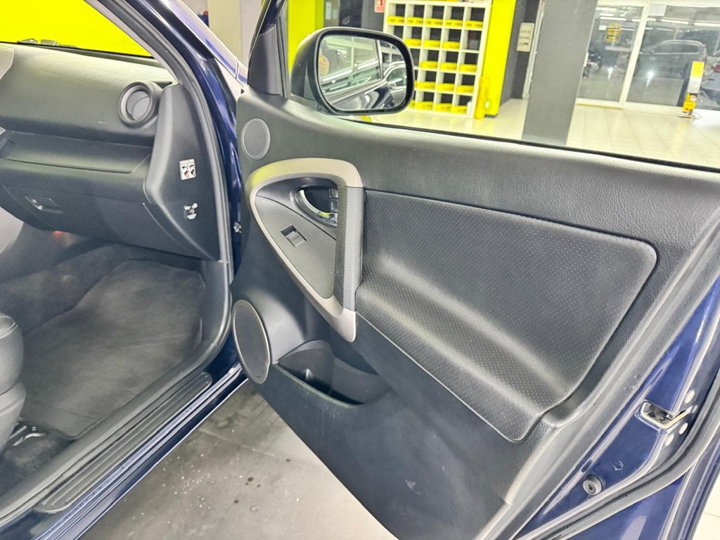 Foto 35 TOYOTA Rav4 2.2 D4D 177cv Premium