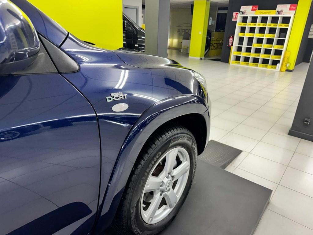 Foto 39 TOYOTA Rav4 2.2 D4D 177cv Premium