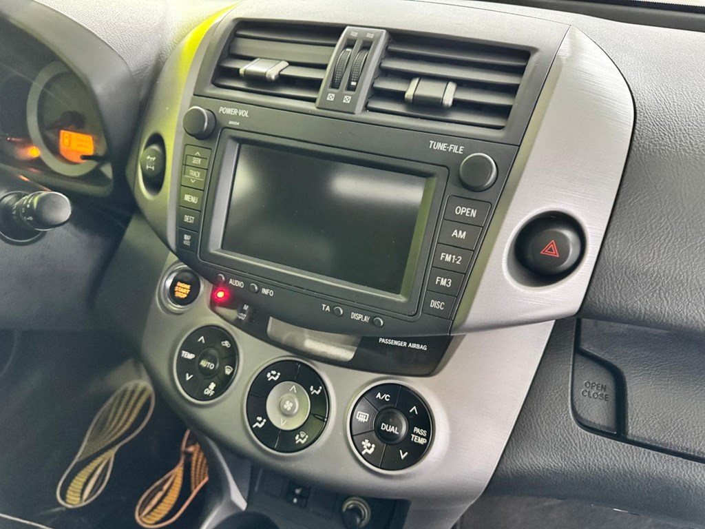 Foto 42 TOYOTA Rav4 2.2 D4D 177cv Premium