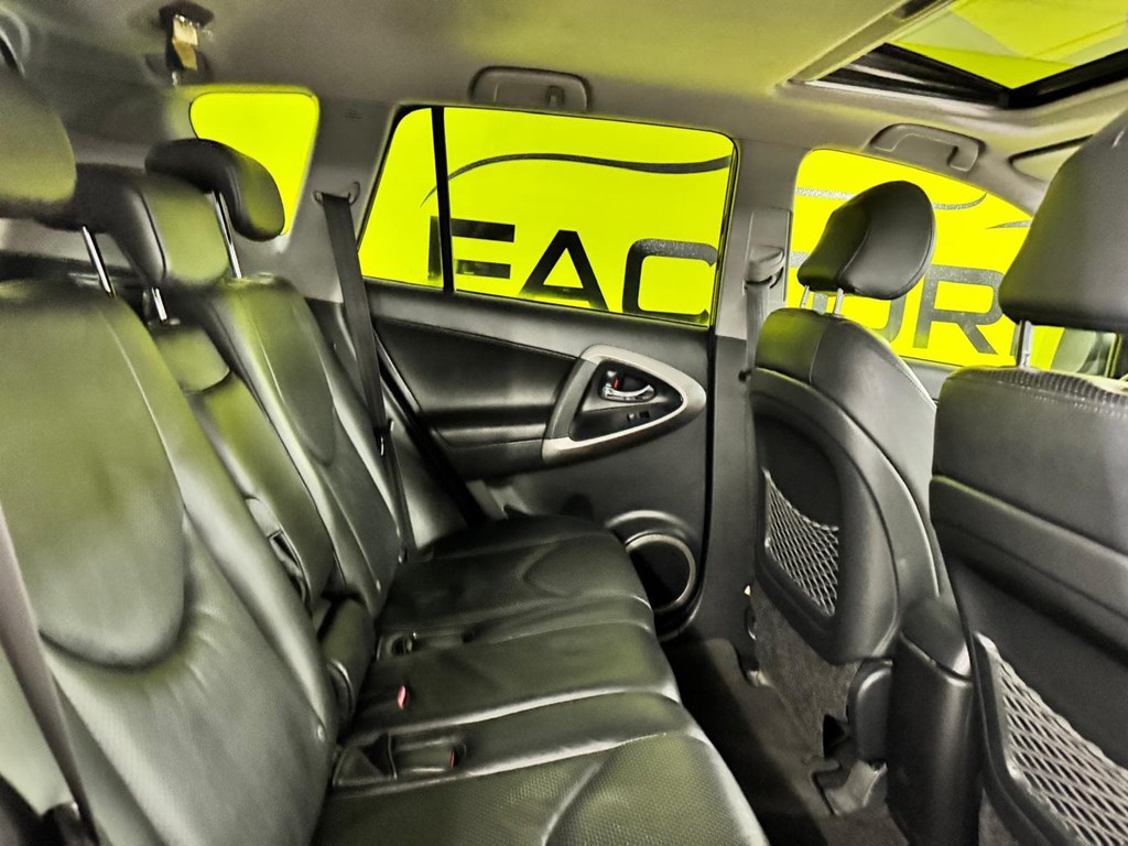 Foto 54 TOYOTA Rav4 2.2 D4D 177cv Premium