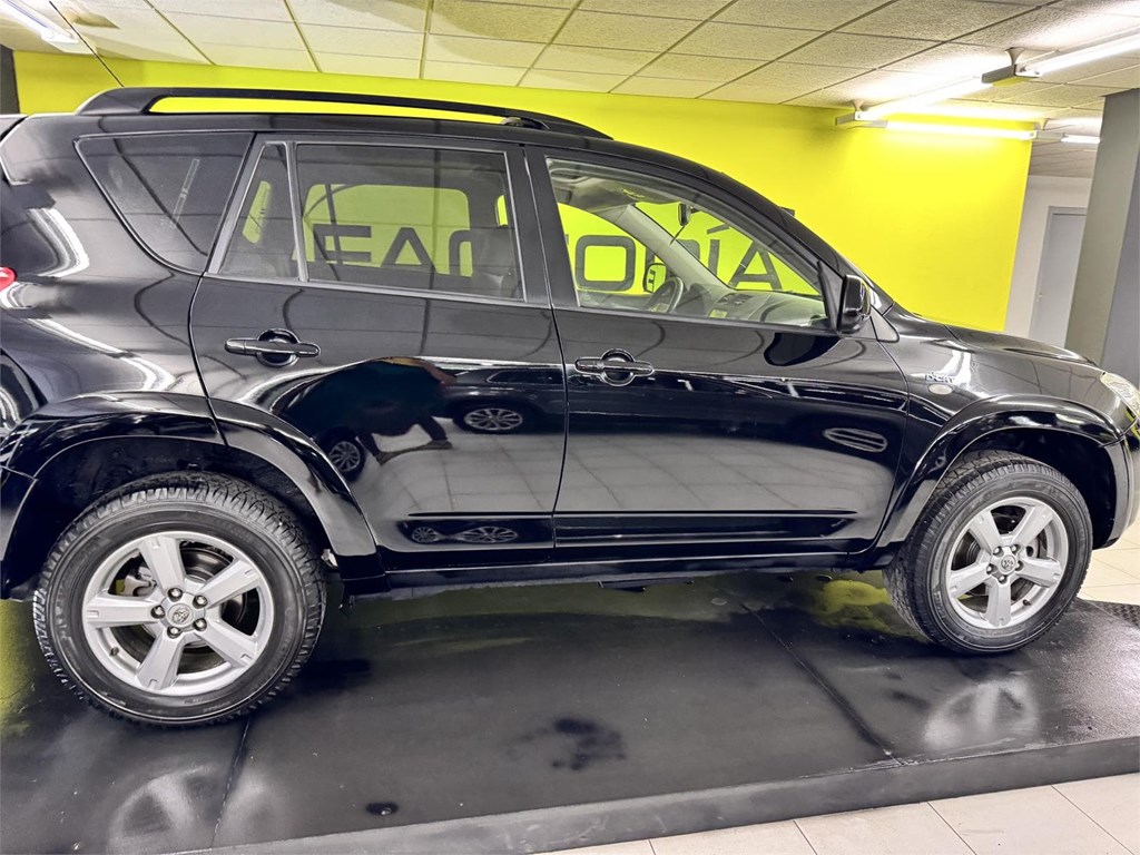 Foto 12 TOYOTA RAV4