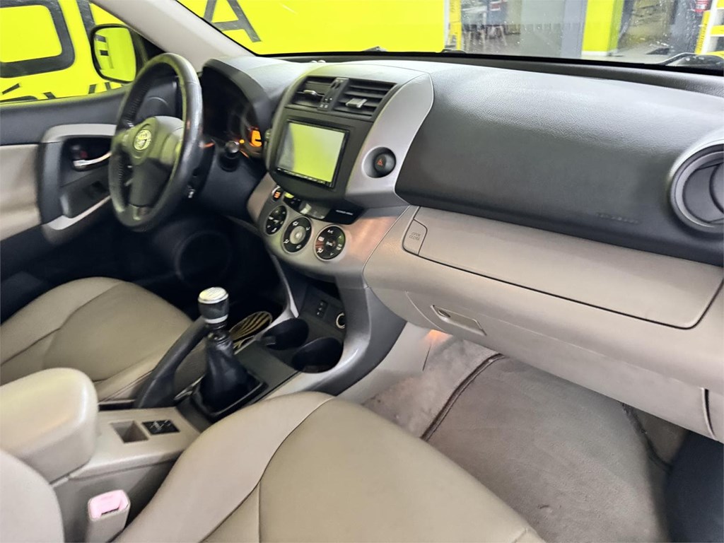 Foto 28 TOYOTA RAV4