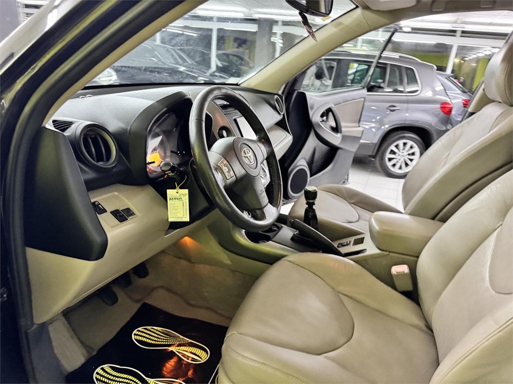 Foto 56 TOYOTA RAV4