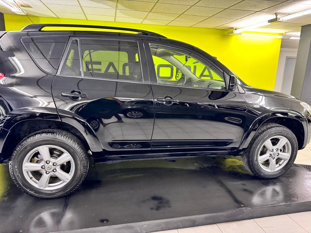 Foto 11 TOYOTA RAV4