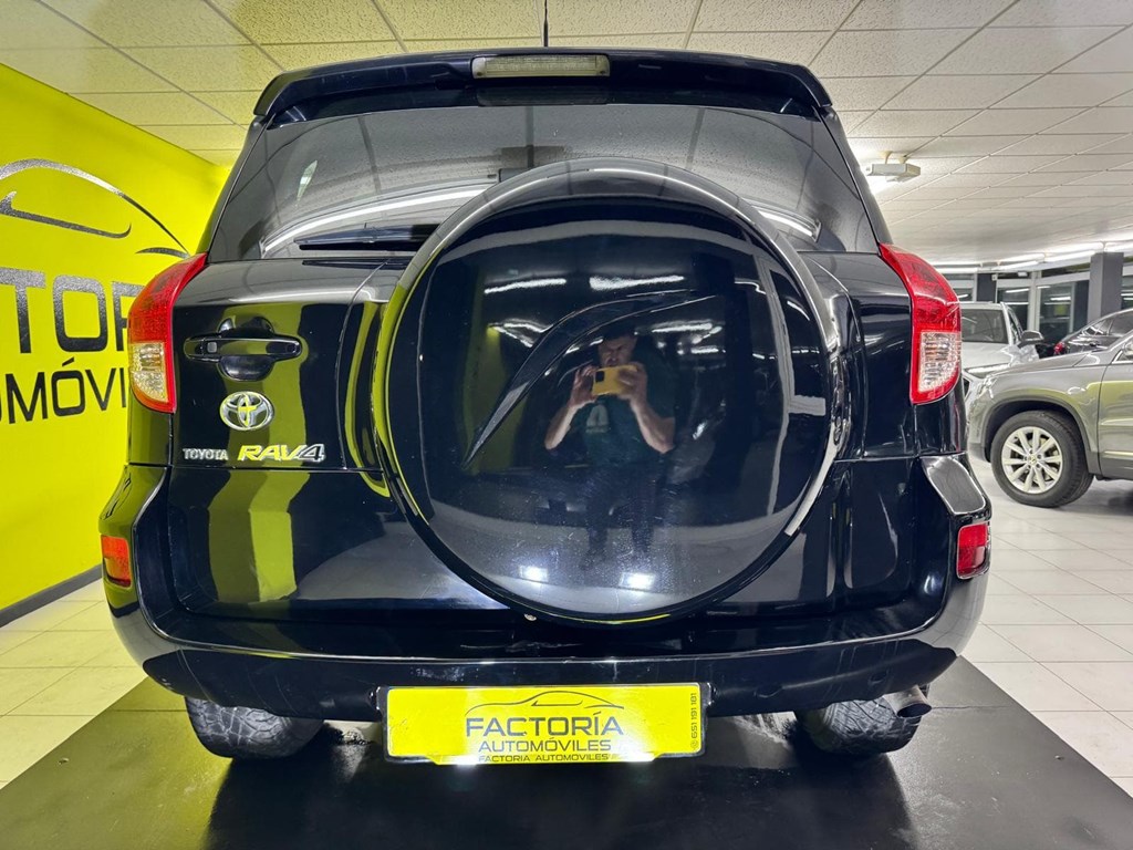 Foto 16 TOYOTA RAV4