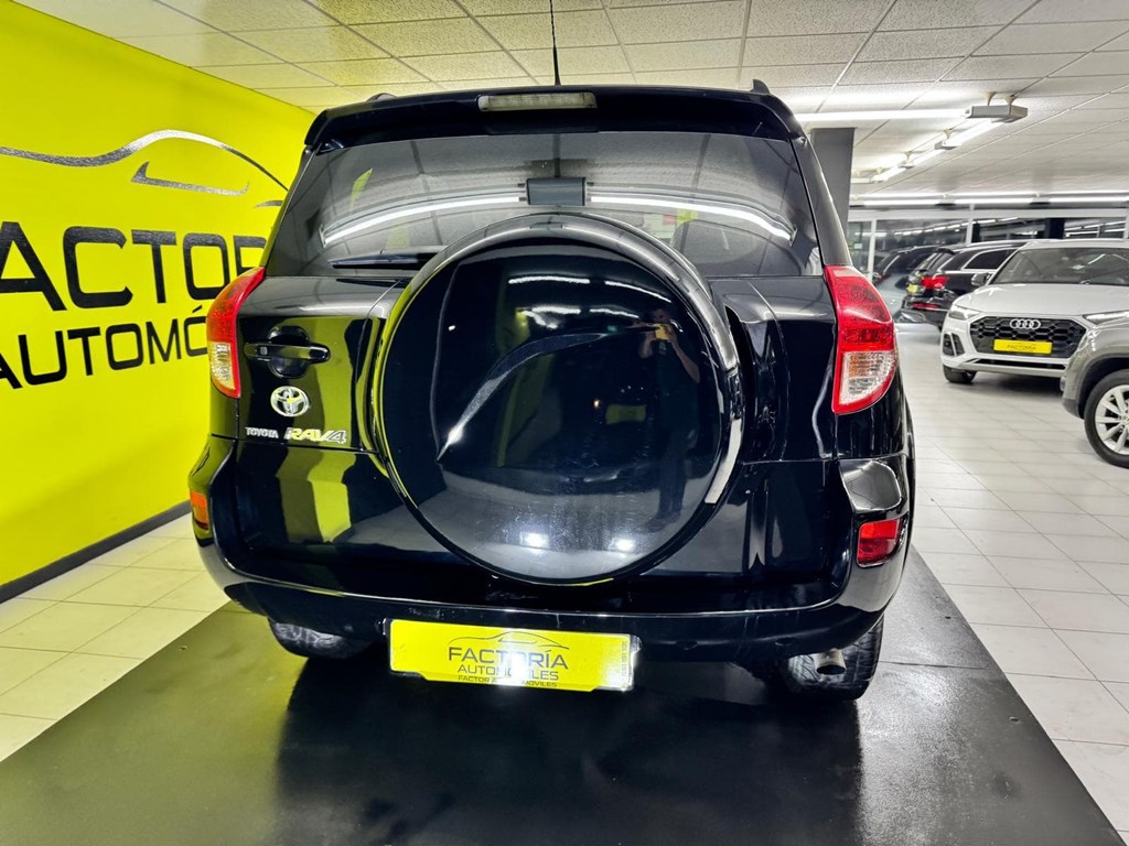 Foto 17 TOYOTA RAV4