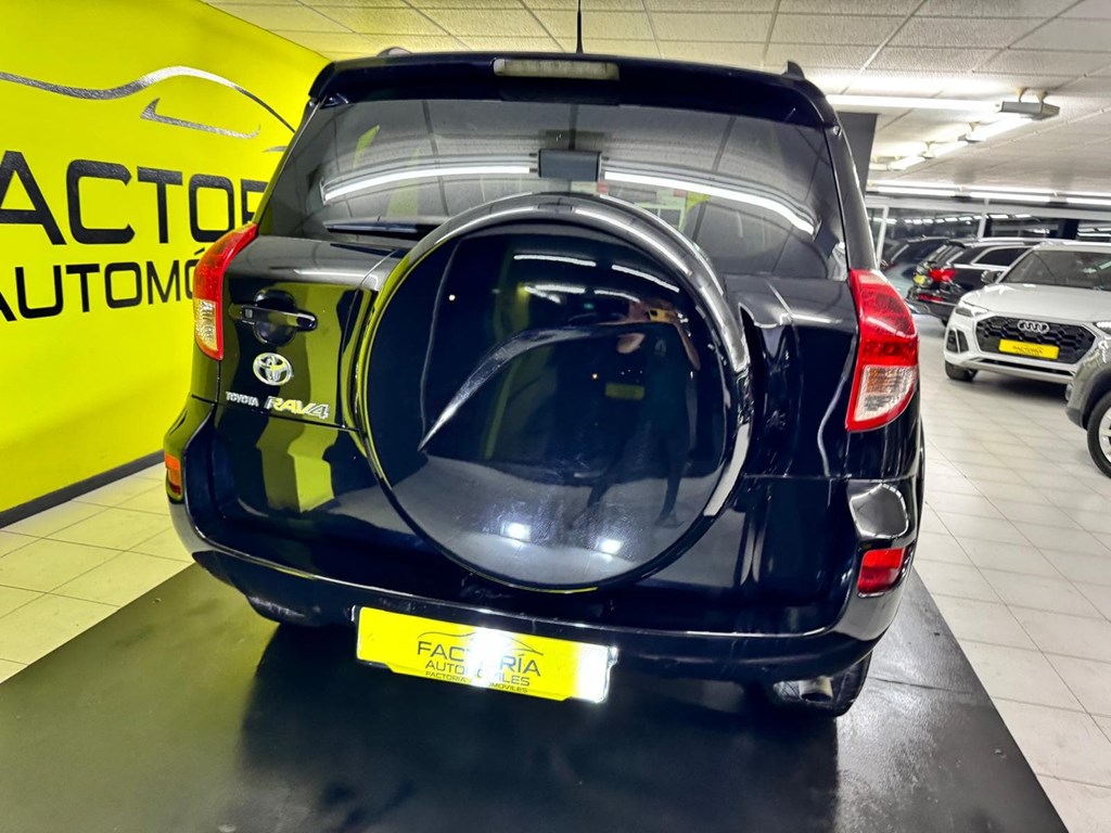 Foto 21 TOYOTA RAV4