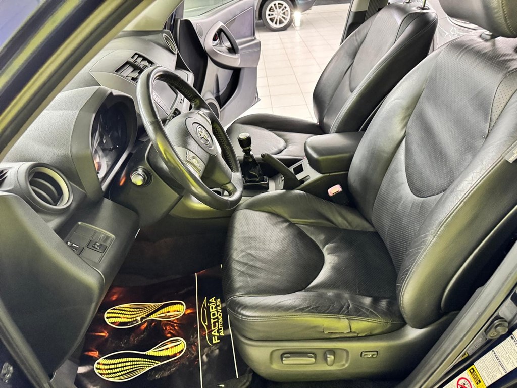 Foto 40 TOYOTA RAV4