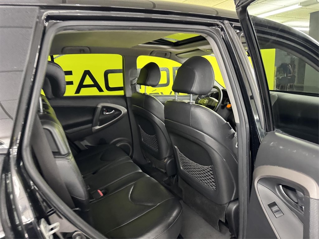 Foto 46 TOYOTA RAV4