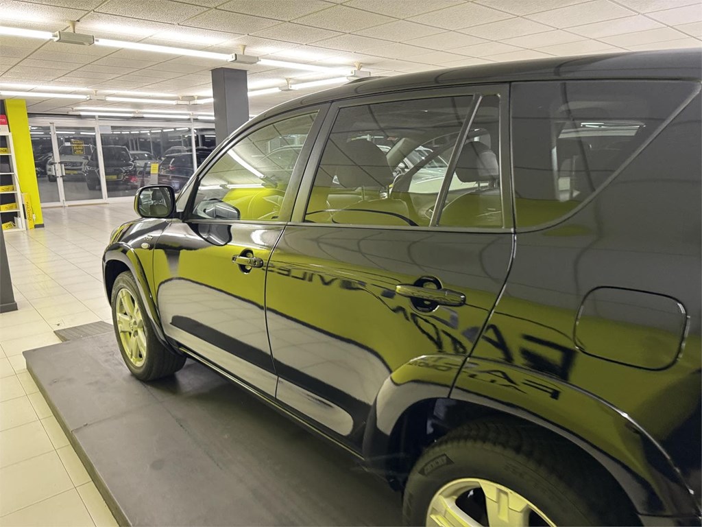 Foto 51 TOYOTA RAV4