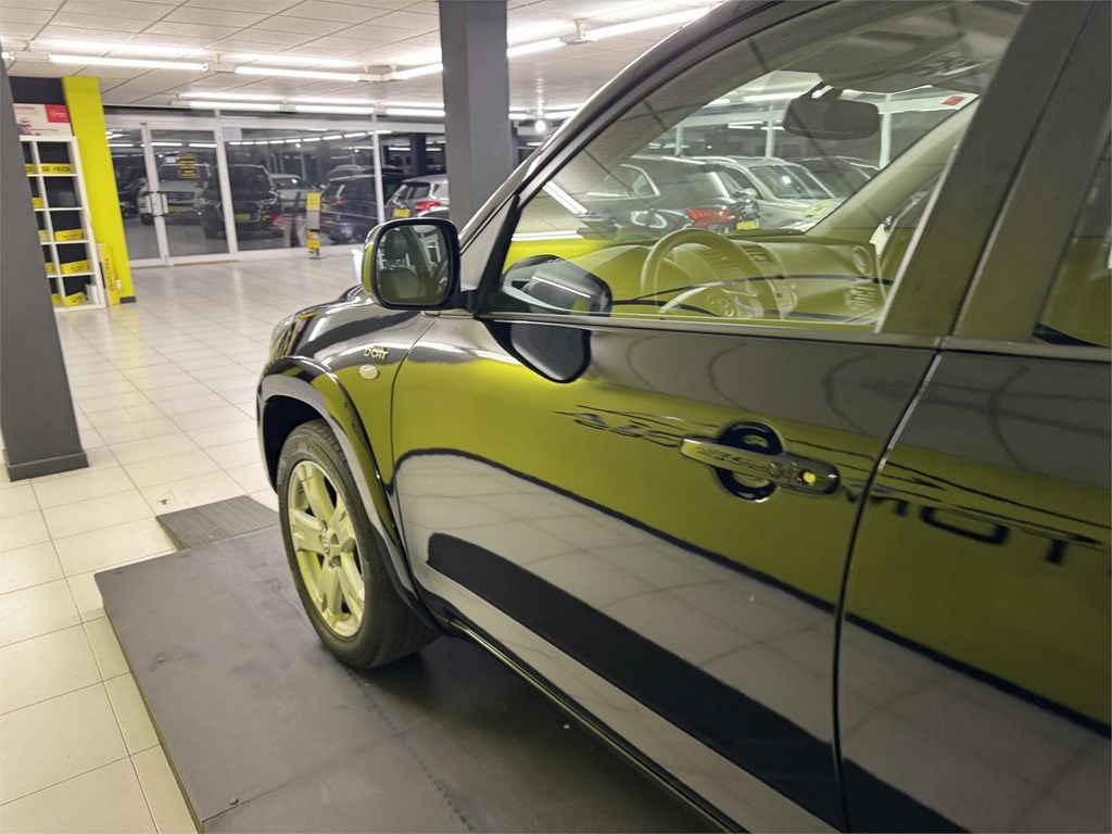 Foto 57 TOYOTA RAV4