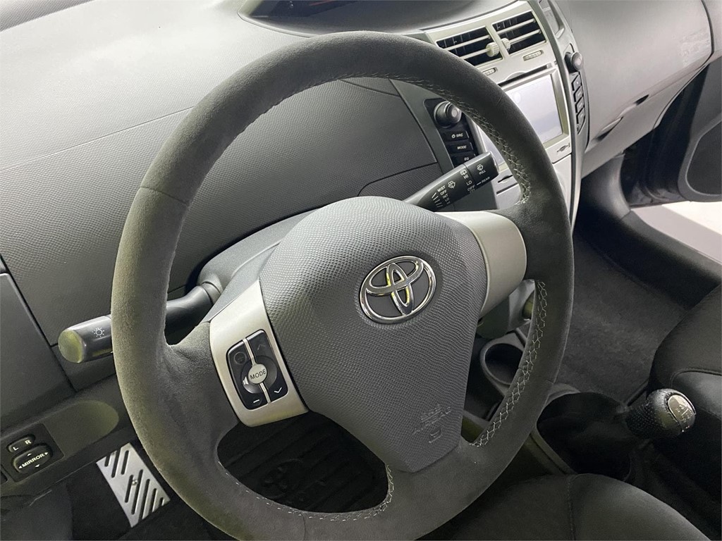 Foto 7 TOYOTA YARIS