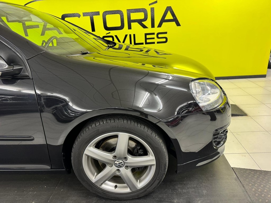 Foto 15 VOLKSWAGEN Golf 2.0 TDI 170cv GT Sport