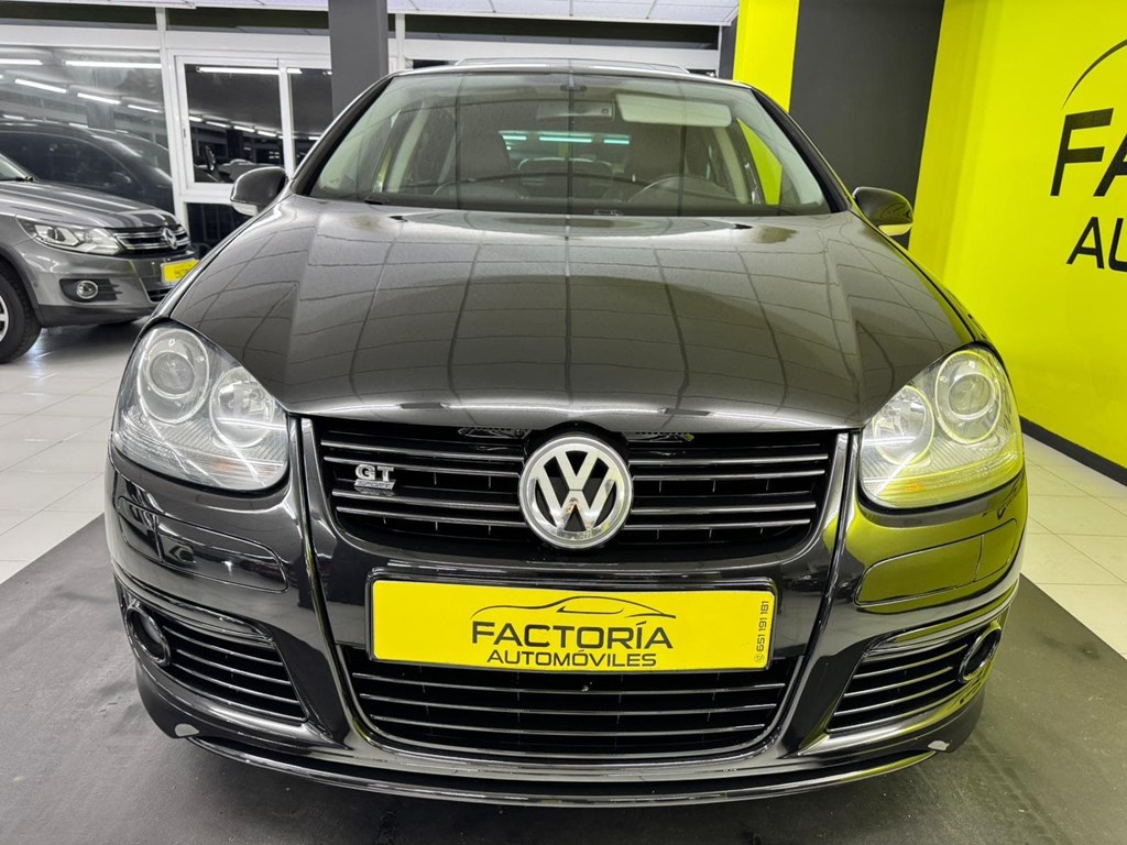 Foto 20 VOLKSWAGEN Golf 2.0 TDI 170cv GT Sport