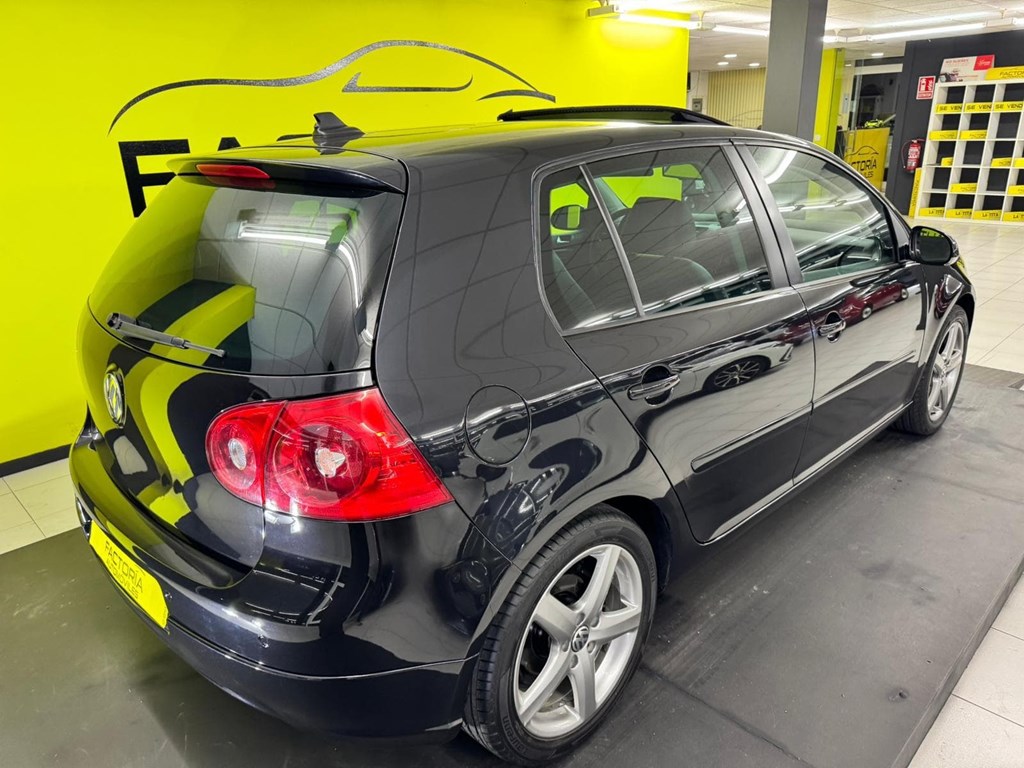 Foto 24 VOLKSWAGEN Golf 2.0 TDI 170cv GT Sport