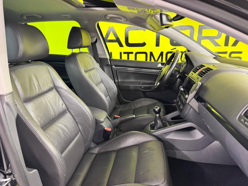 Foto 25 VOLKSWAGEN Golf 2.0 TDI 170cv GT Sport