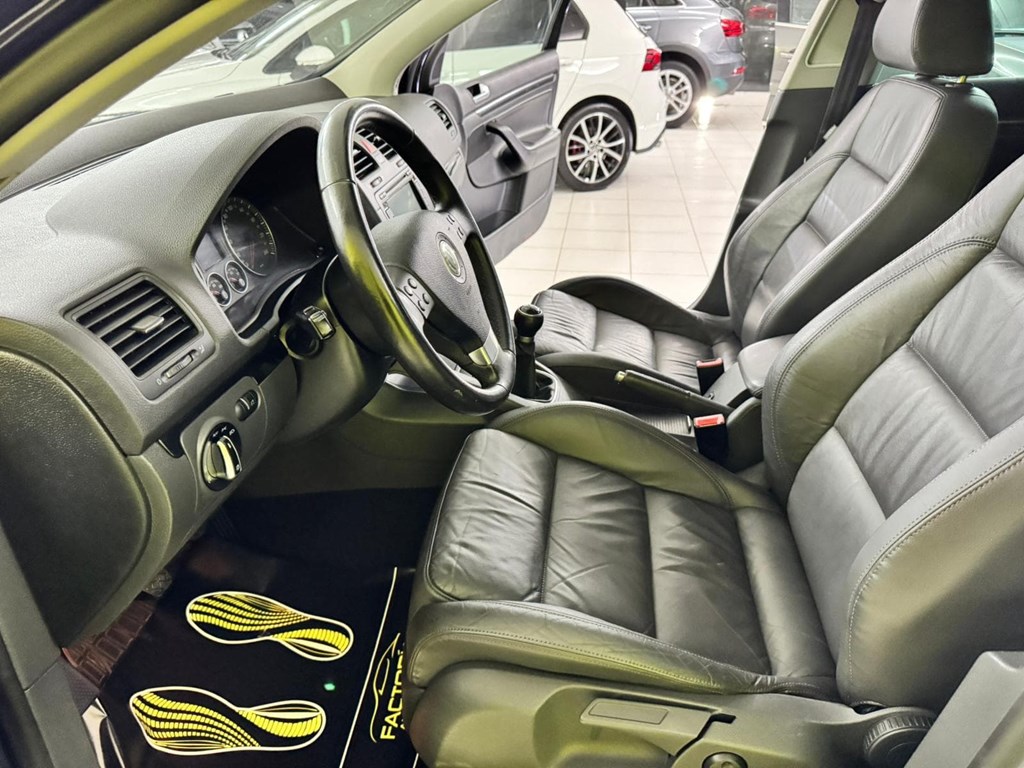 Foto 30 VOLKSWAGEN Golf 2.0 TDI 170cv GT Sport