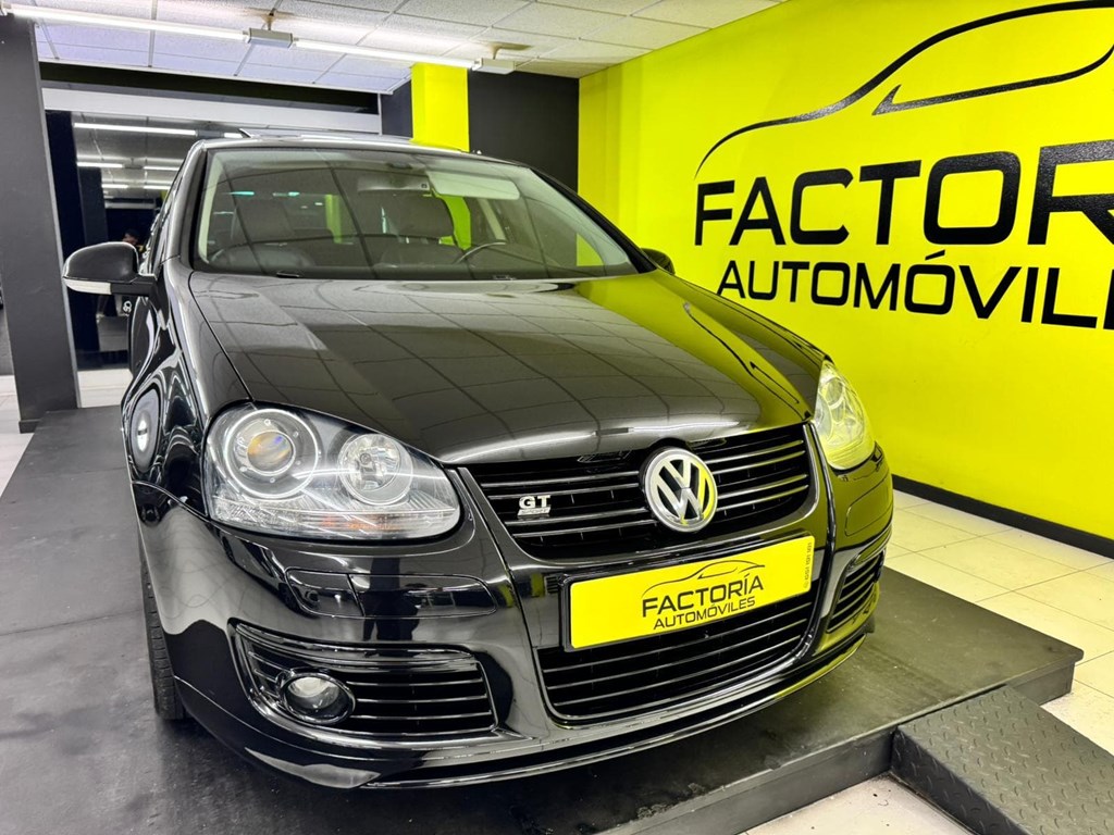 Foto 4 VOLKSWAGEN Golf 2.0 TDI 170cv GT Sport