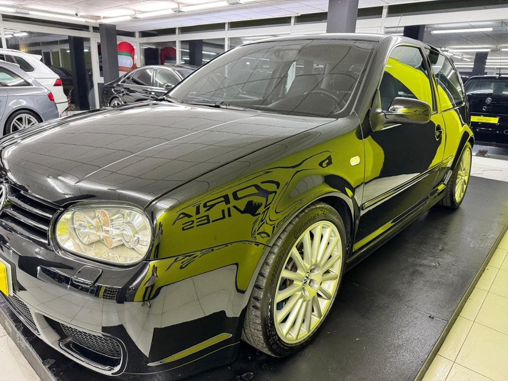 Foto 25 VOLKSWAGEN Golf 3.2 R32 4motion