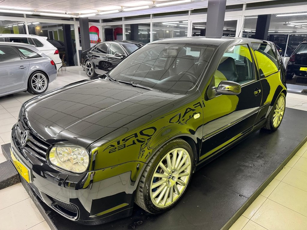 Foto 26 VOLKSWAGEN Golf 3.2 R32 4motion