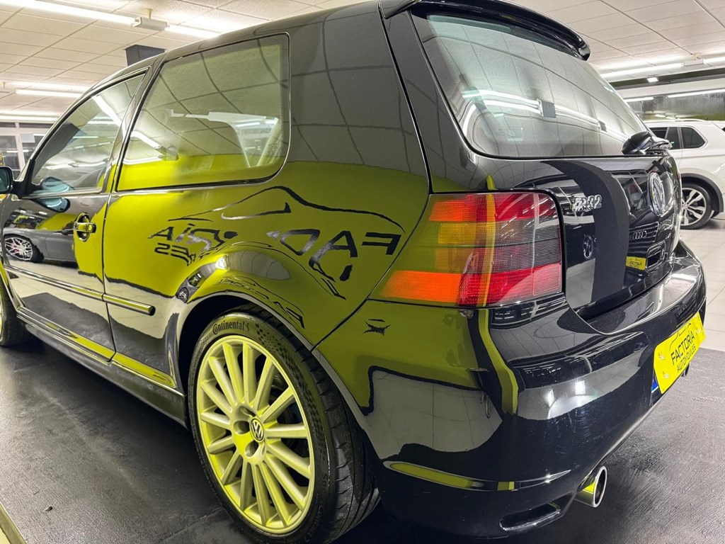 Foto 57 VOLKSWAGEN Golf 3.2 R32 4motion