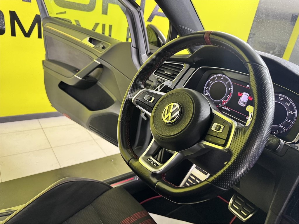 Foto 24 VOLKSWAGEN GOLF
