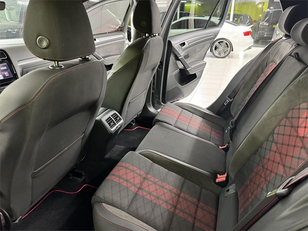 Foto 40 VOLKSWAGEN GOLF
