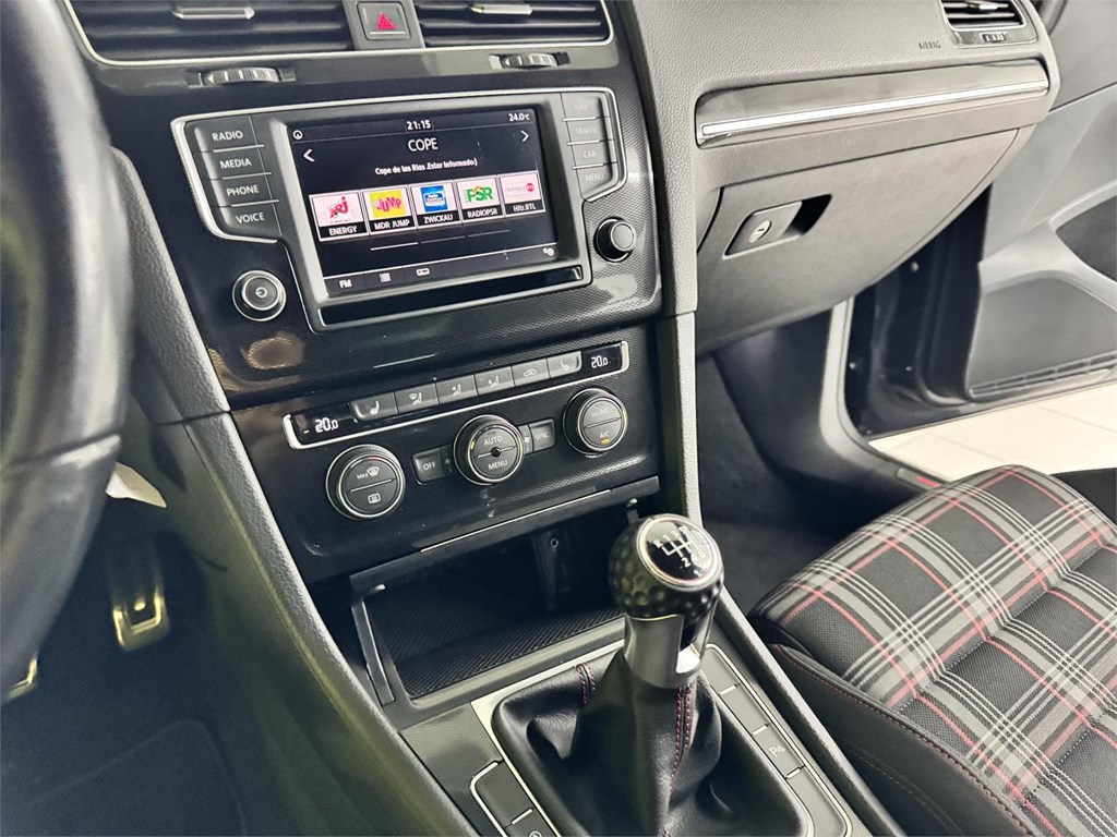 Foto 42 VOLKSWAGEN GOLF