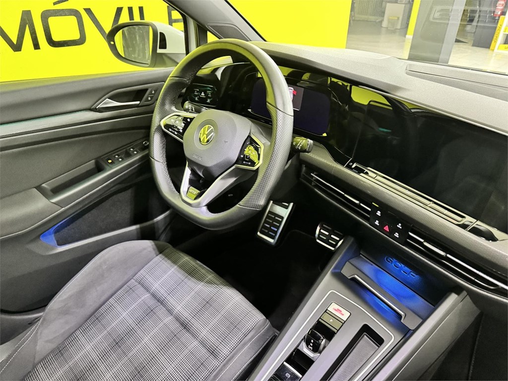 Foto 24 VOLKSWAGEN GOLF