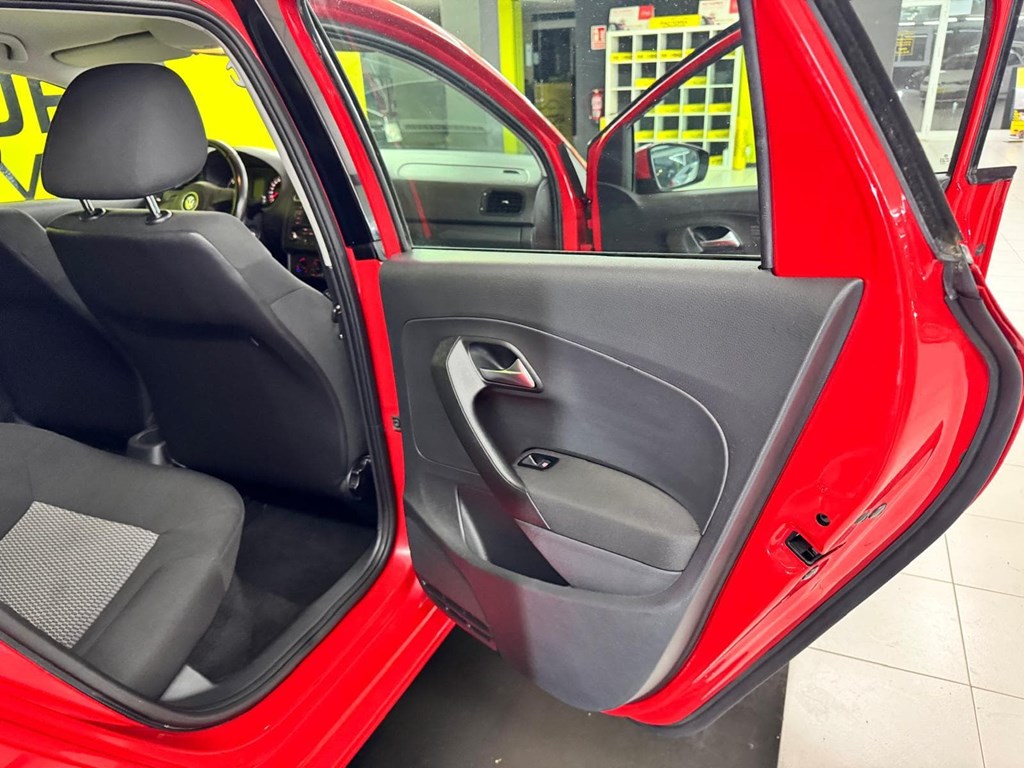 Foto 36 VOLKSWAGEN Polo 1.2 TDI 75cv Advance