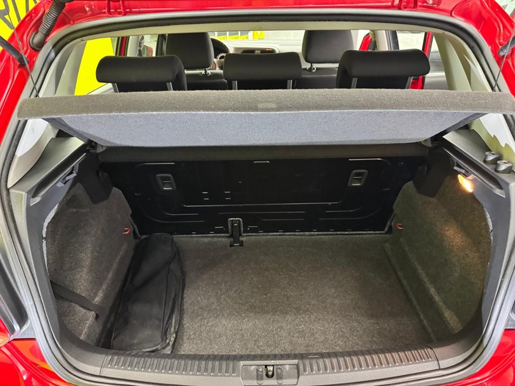Foto 41 VOLKSWAGEN Polo 1.2 TDI 75cv Advance