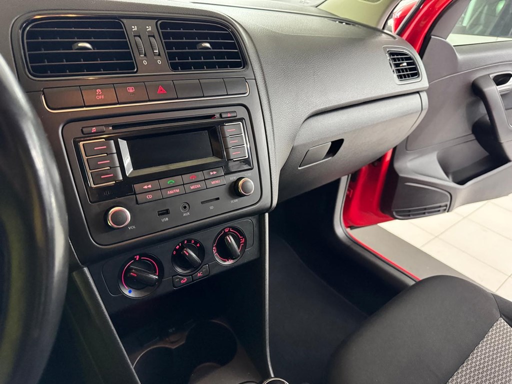 Foto 56 VOLKSWAGEN Polo 1.2 TDI 75cv Advance