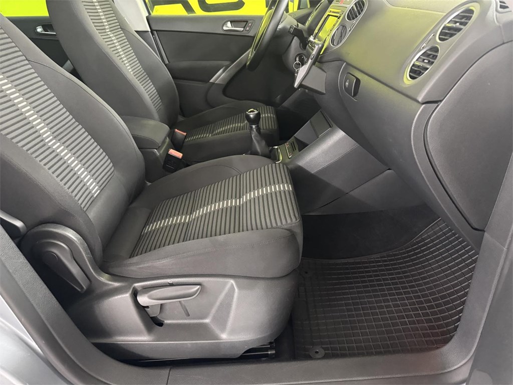 Foto 25 VOLKSWAGEN TIGUAN RLINE