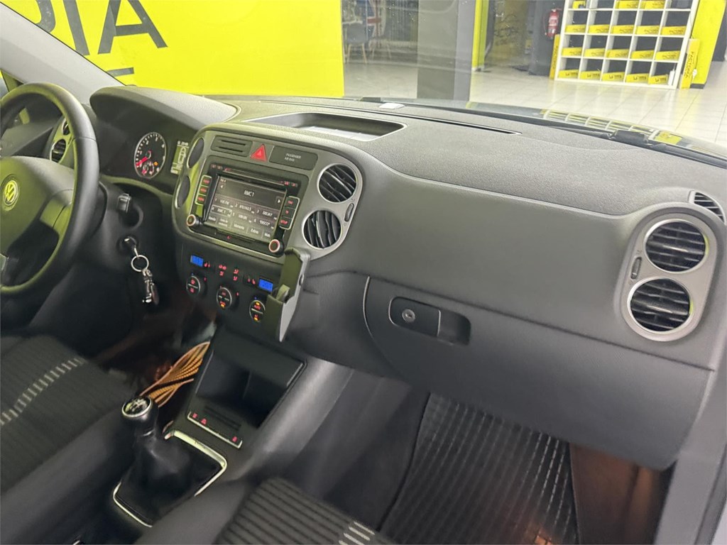 Foto 28 VOLKSWAGEN TIGUAN RLINE