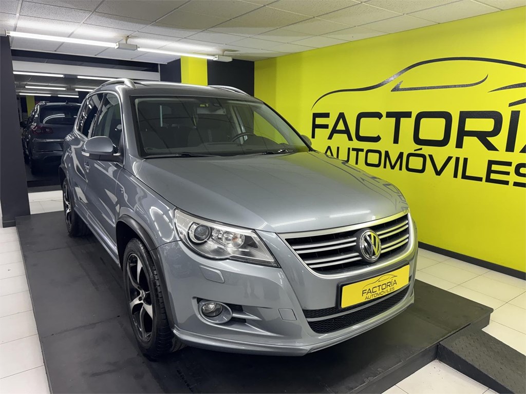 Foto 2 VOLKSWAGEN TIGUAN RLINE