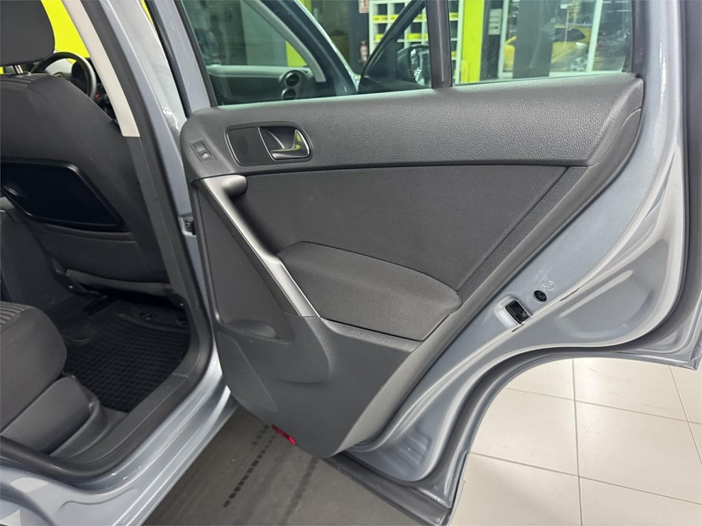Foto 37 VOLKSWAGEN TIGUAN RLINE