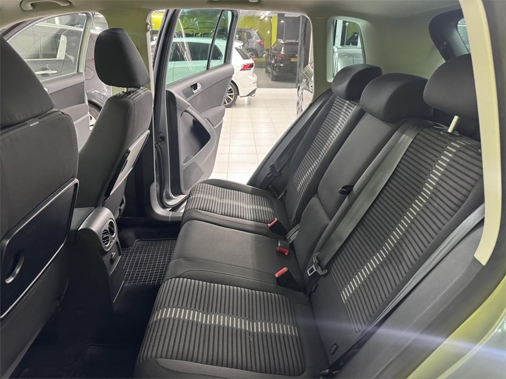 Foto 43 VOLKSWAGEN TIGUAN RLINE
