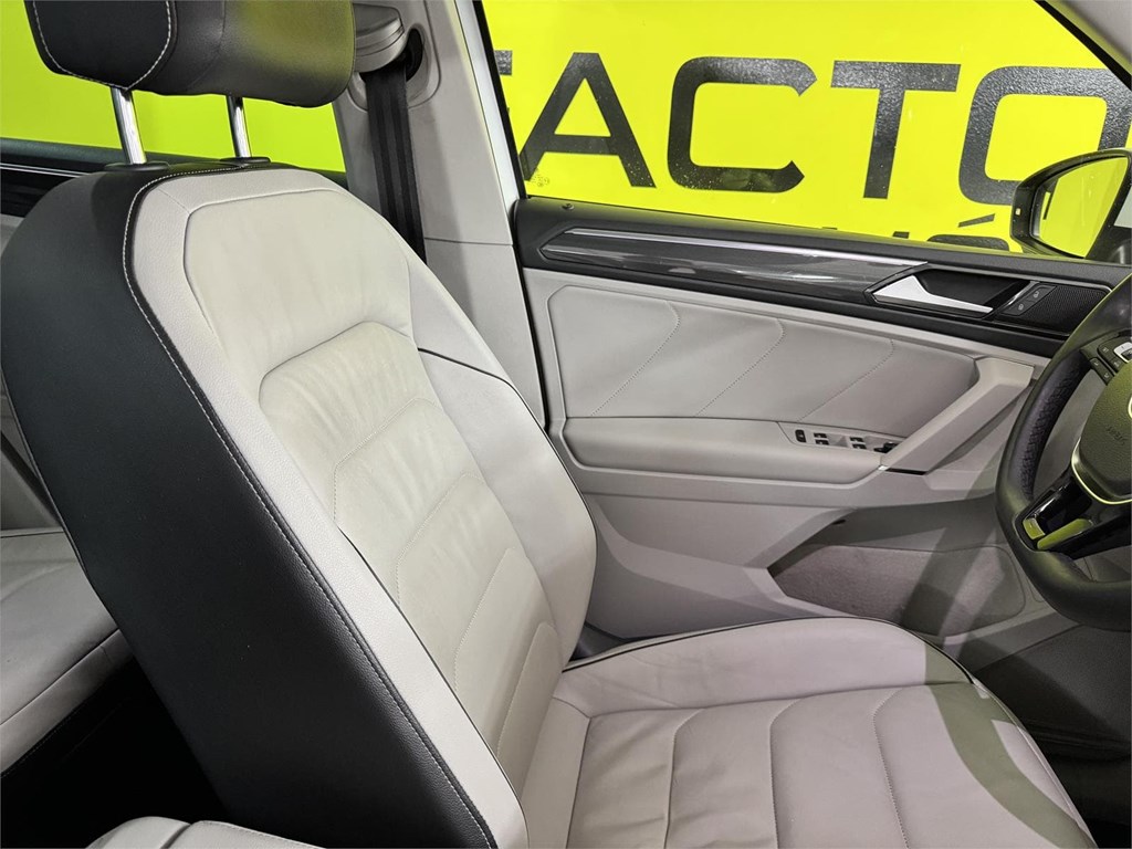 Foto 24 VOLKSWAGEN TIGUAN