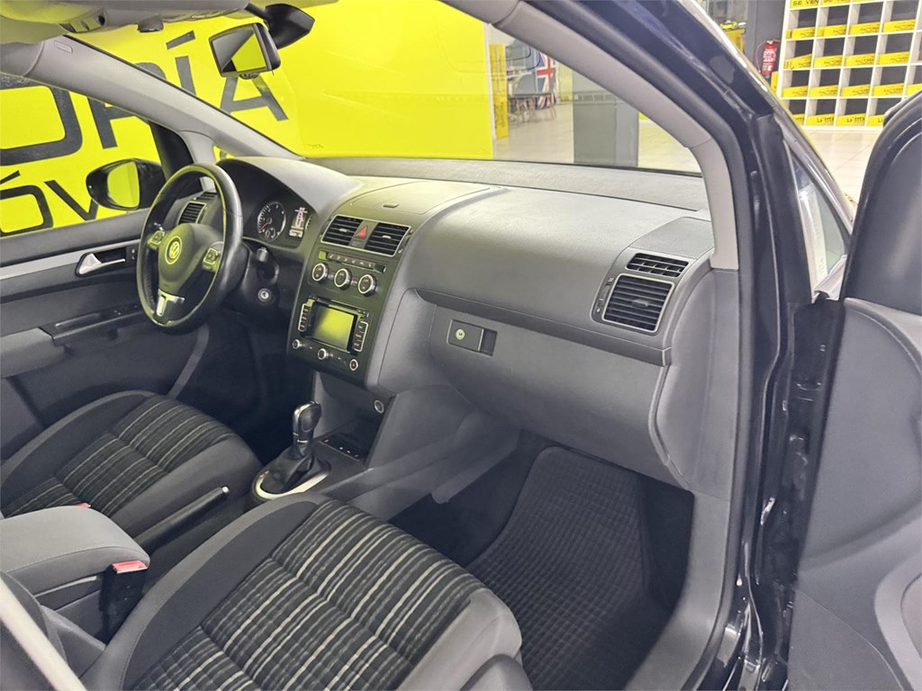 Foto 25 VOLKSWAGEN TOURAN