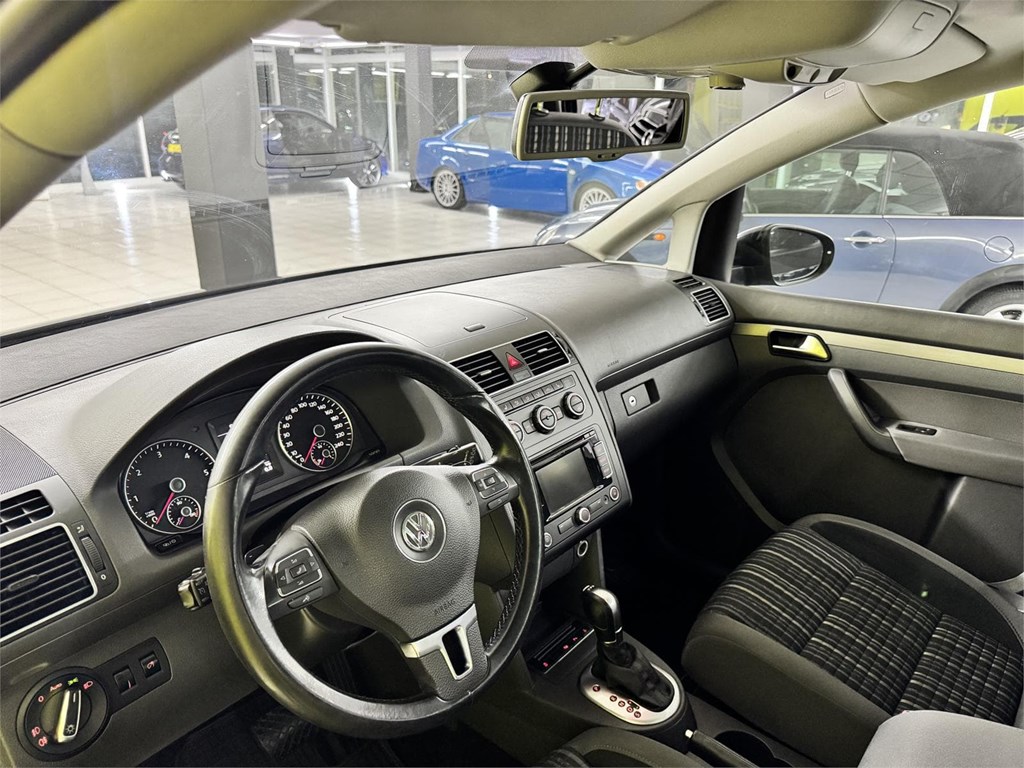 Foto 42 VOLKSWAGEN TOURAN