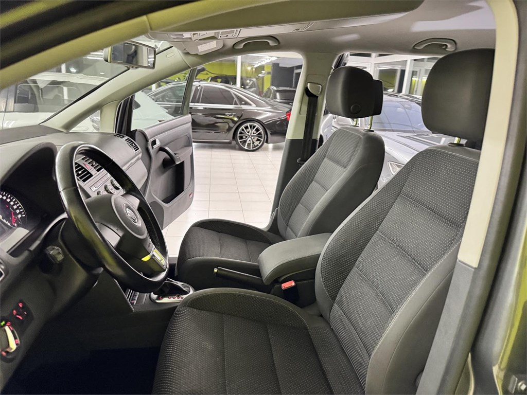 Foto 48 VOLKSWAGEN TOURAN
