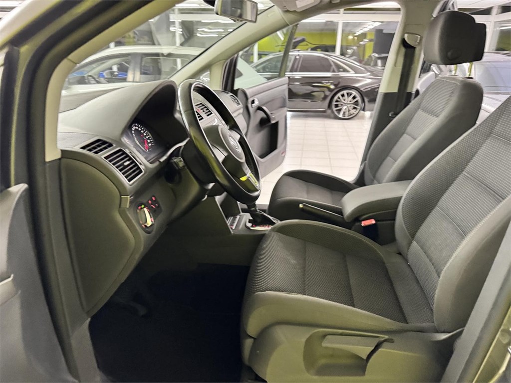 Foto 50 VOLKSWAGEN TOURAN