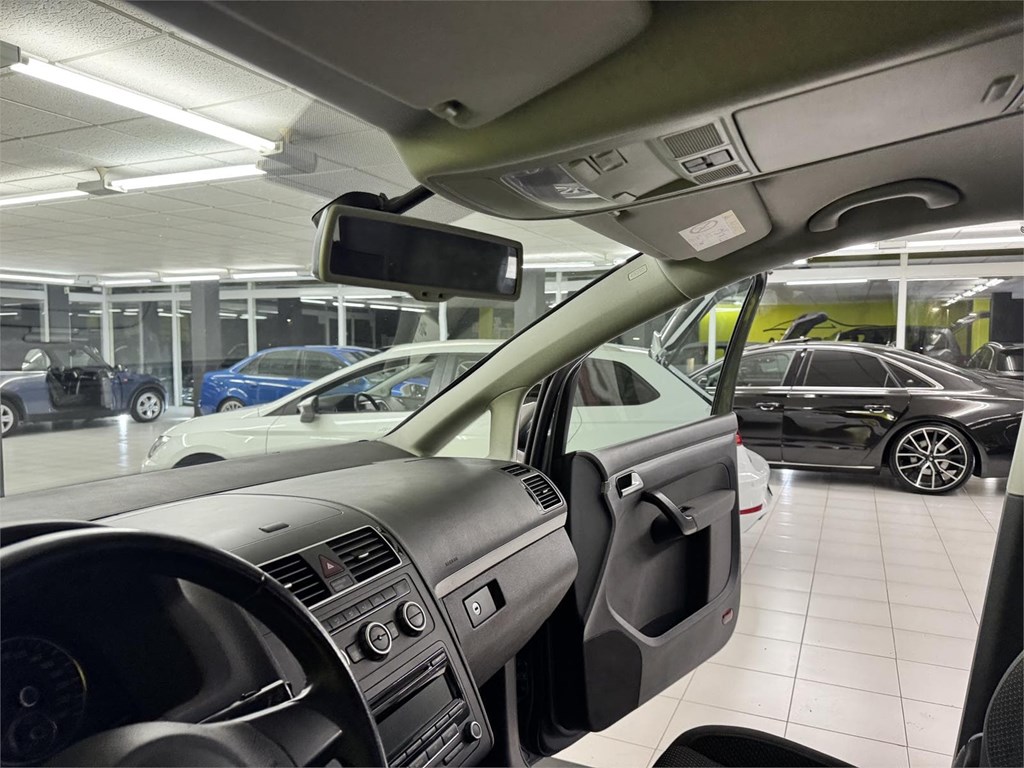 Foto 54 VOLKSWAGEN TOURAN