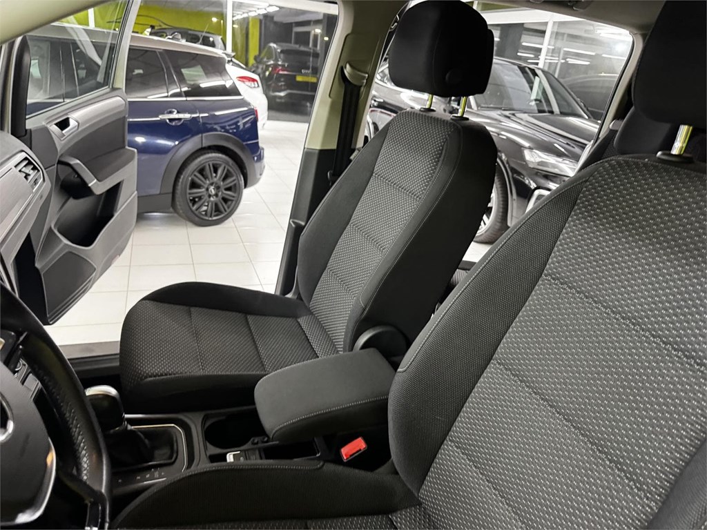 Foto 48 VOLKSWAGEN TOURAN